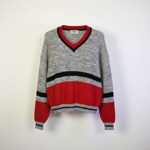 VTG Saturdays Womans Sweater Chunky Cable Knit V Neck Longsleeve Pullover Large